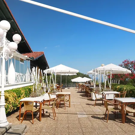 グダメンディ 4*